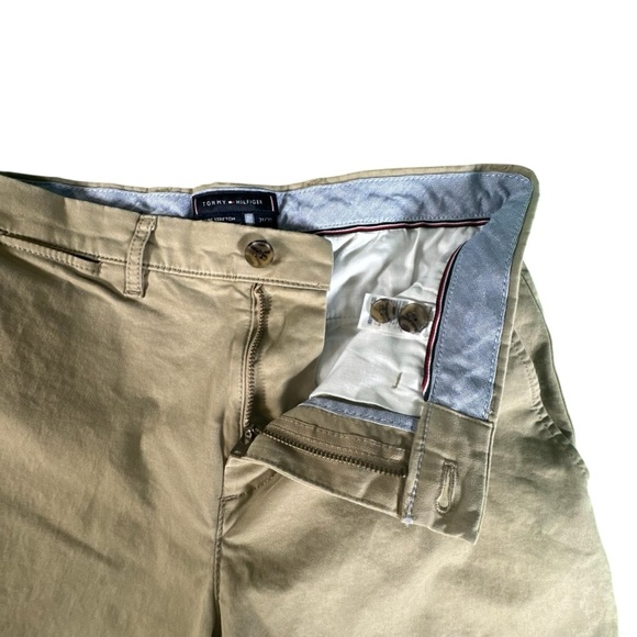 Tommy Hilfiger Men’s Slim Fit Stretch Chino Pants Khaki Beige 31x30 Flat Front - Picture 4 of 11